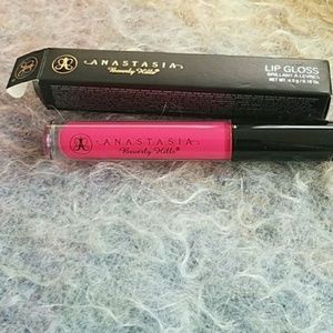 Anastasia Beverly Hills lipgloss